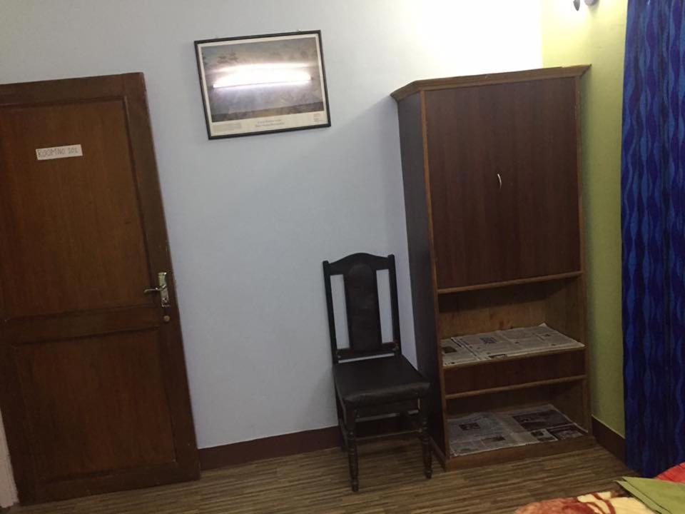 Kathmandu Home Stay & Hostel Bagian luar foto
