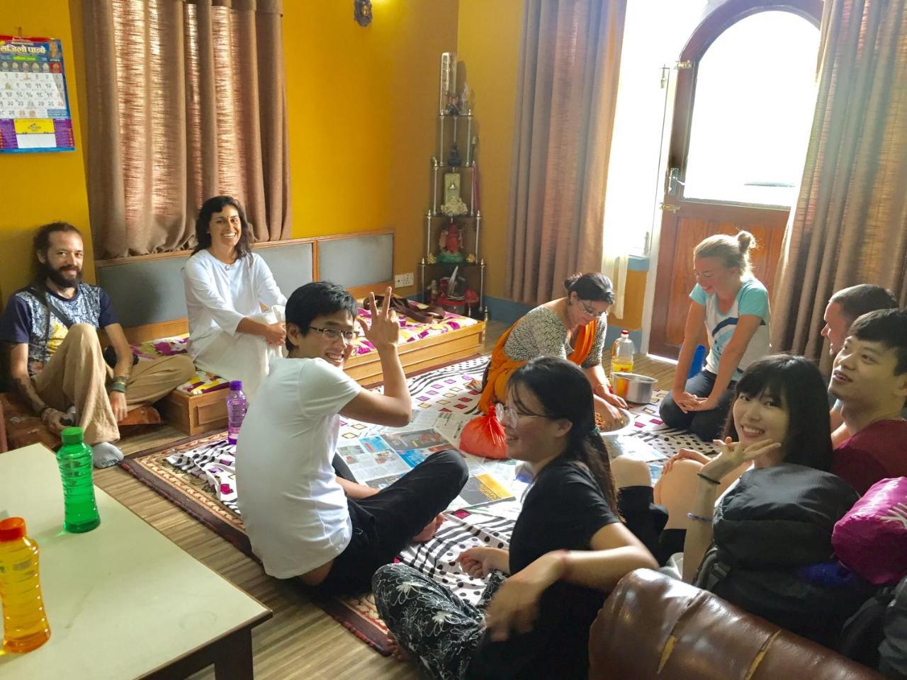 Kathmandu Home Stay & Hostel Bagian luar foto